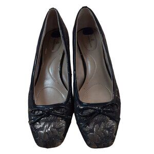 Bandolino Womens Slip On Floral Bow Square Toe Heel Pump Shoes Black Size 8.5M